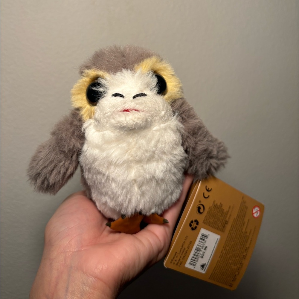 Shoulder porg
